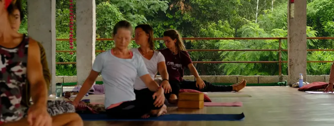 how to reach shivalaya yoga ashram